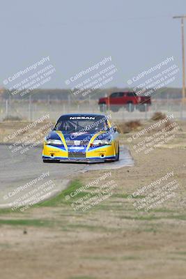 media/Oct-25-2025-CalClub SCCA (Sat) [[34c778dfbe]]/Group 2/Qualifying/